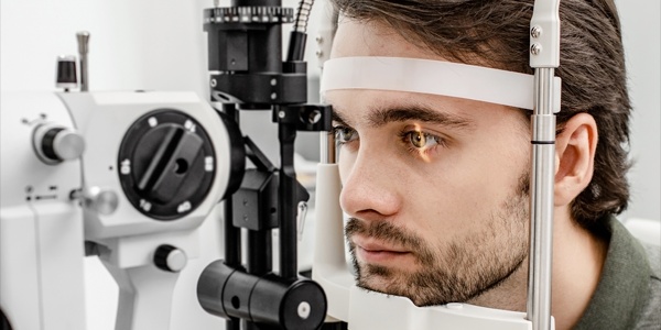 revisión de la vista en oftalmología