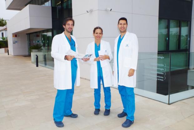 Los optometristas Javier Zurera, Alicia Navarro y Timoteo González